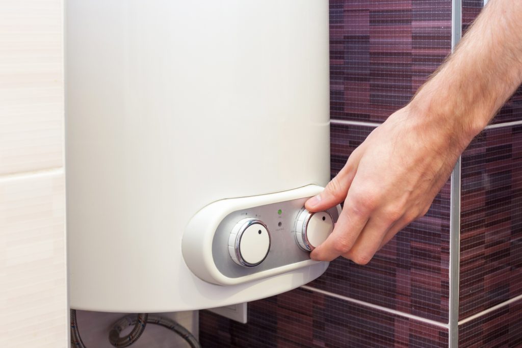 Using a Water Heater Blanket to Save on Energy Bills